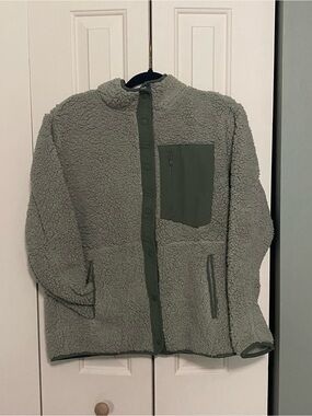 Sherpa Fleece Jacket in Sage Green Sz XL